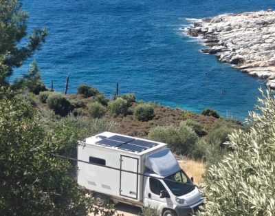Fiat Ducato с къмпинг оборудване под наем от София